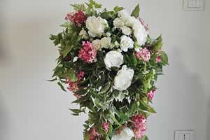 Composizione floreale per funerale